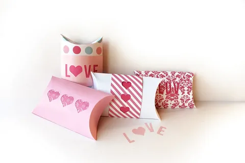 Creative Pillow Box Design Ideas for Holidays