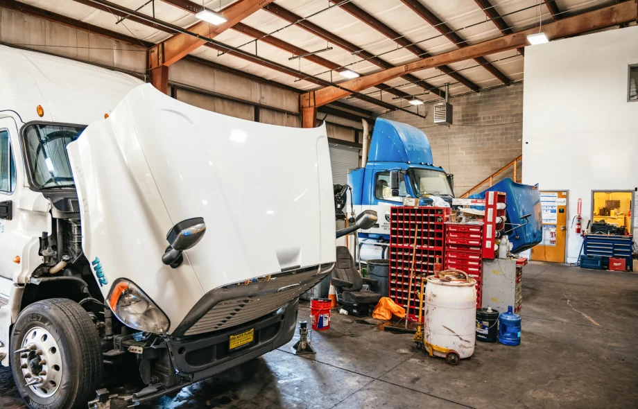 semi truck repair services